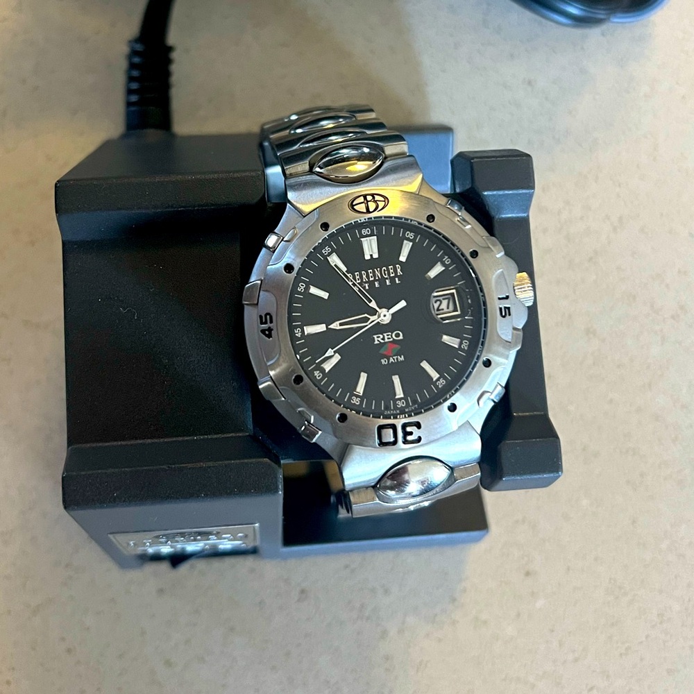 REQ Rechargeable Electromagnetic‎ Watch